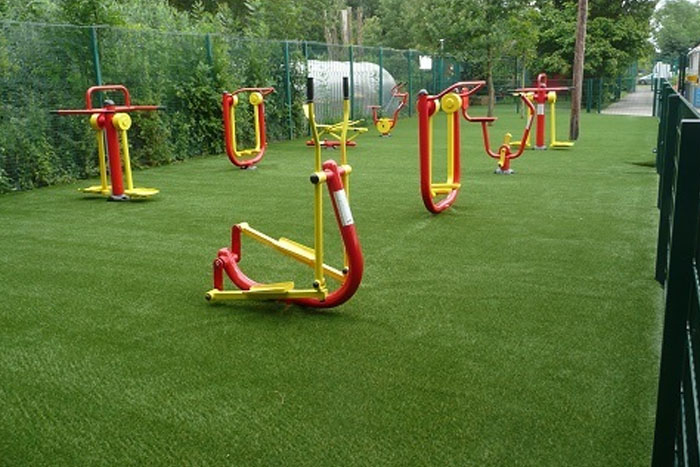 Artificial Grass in Playground (foto)