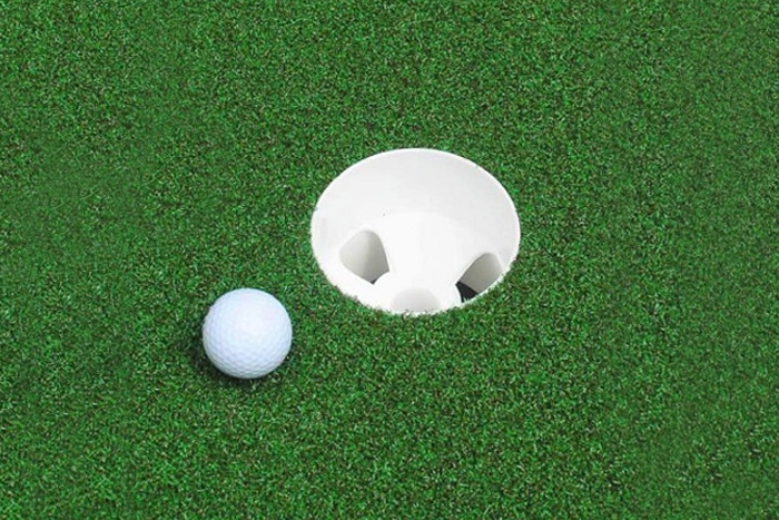putting green cup (foto)